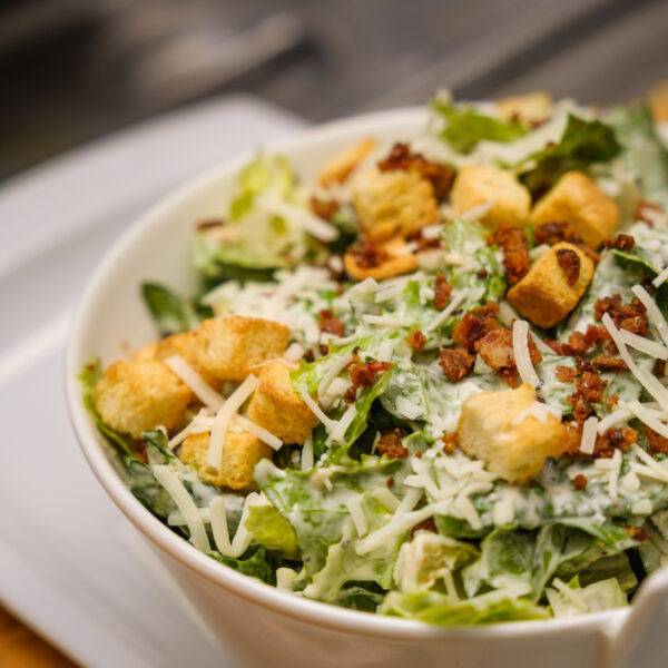 CLASSIC CAESAR SALAD